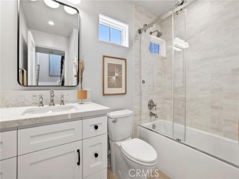 825 W Bay A Avenue, Newport Beach, CA