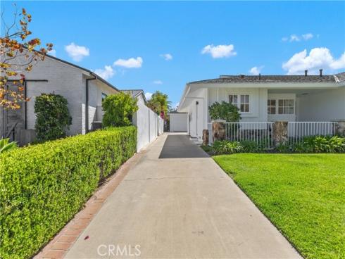 2045 Commodore Road, Newport Beach, CA