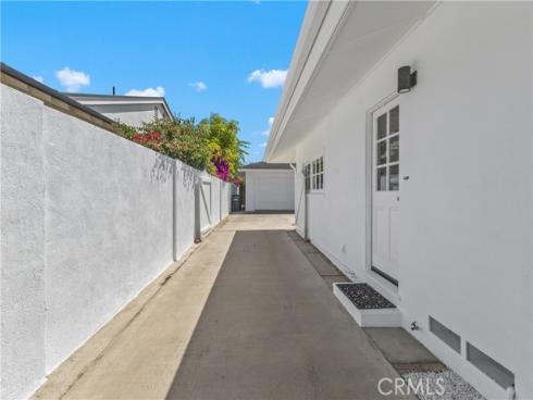 2045 Commodore Road, Newport Beach, CA