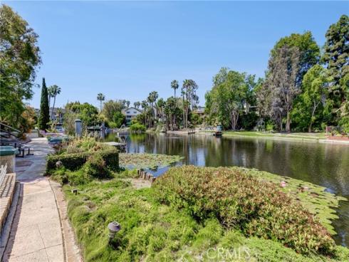 2233 Heather Lane, Newport Beach, CA