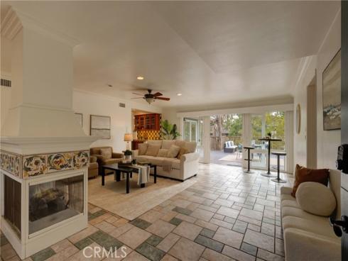 2233 Heather Lane, Newport Beach, CA