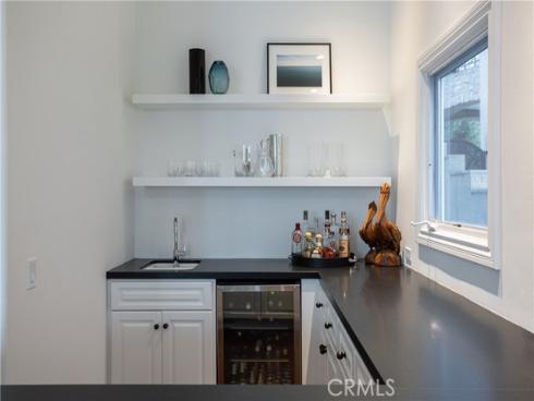 212  Kings Place  , Newport Beach, CA