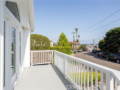 212  Kings Place  , Newport Beach, CA