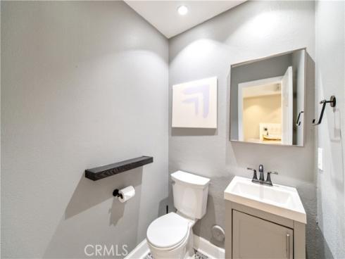 2214  Vista Hogar  , Newport Beach, CA