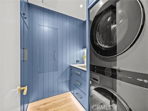 1075  Granville   Drive, Newport Beach, CA