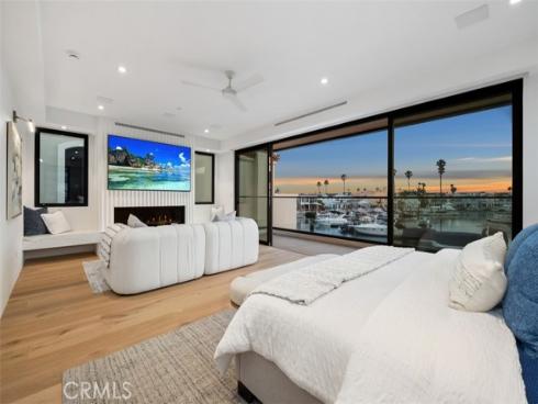 20  Balboa Coves  , Newport Beach, CA