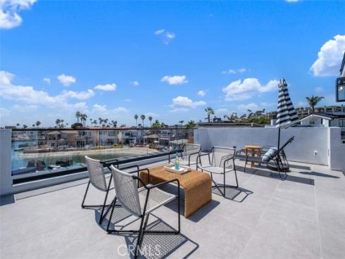 20  Balboa Coves  , Newport Beach, CA
