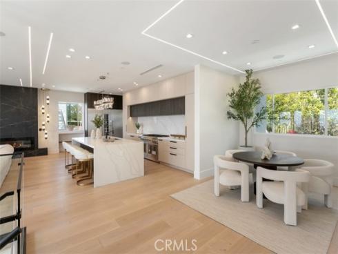 4  Narbonne  , Newport Beach, CA