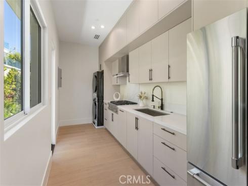 4  Narbonne  , Newport Beach, CA