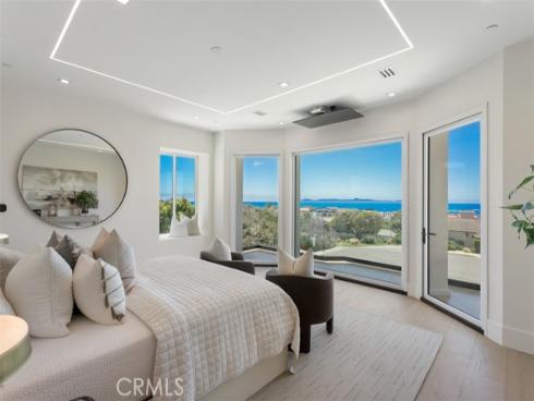 4  Narbonne  , Newport Beach, CA