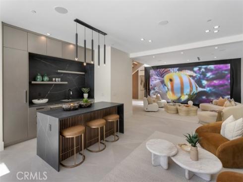 4  Narbonne  , Newport Beach, CA