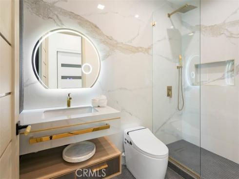 4  Narbonne  , Newport Beach, CA