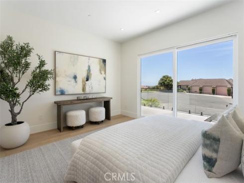 4  Narbonne  , Newport Beach, CA