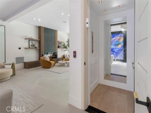 4  Narbonne  , Newport Beach, CA