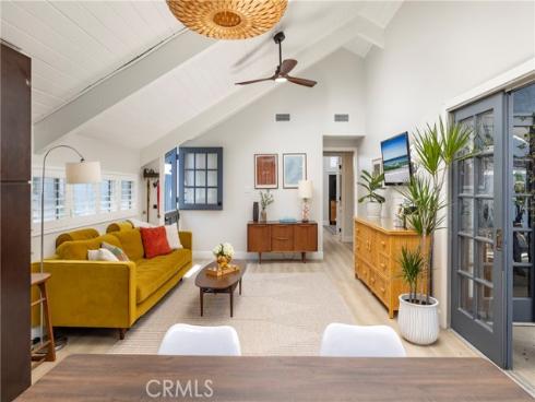 250  62nd Street  , Newport Beach, CA