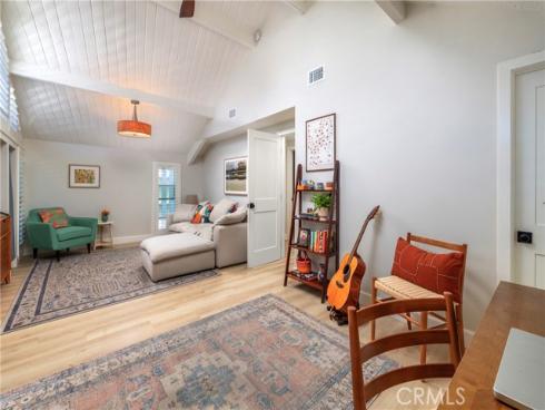 250  62nd Street  , Newport Beach, CA