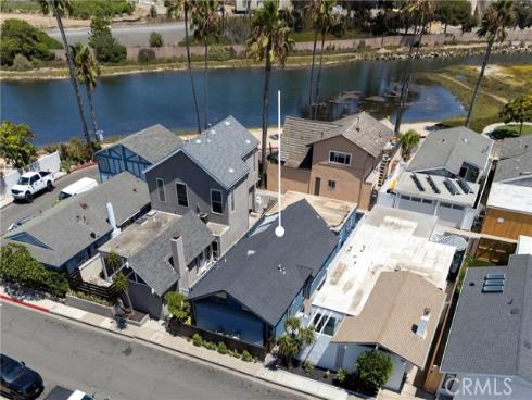 250  62nd Street  , Newport Beach, CA