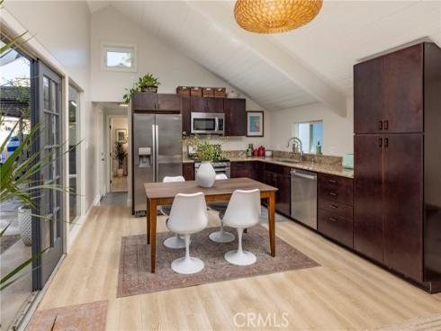 250  62nd Street  , Newport Beach, CA