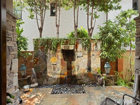 2238  Channel   Road, Newport Beach, CA