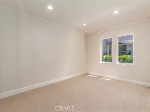 120  Via Trieste  , Newport Beach, CA