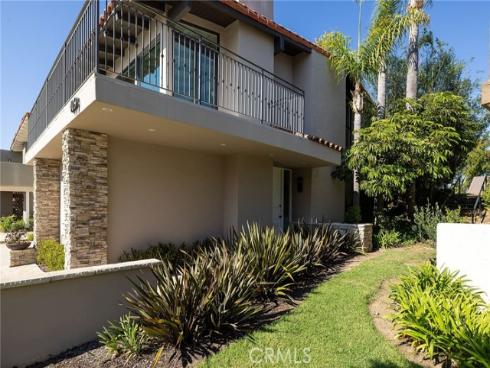 409  Vista Grande  , Newport Beach, CA