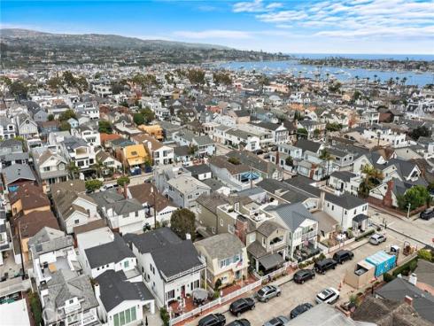 308 Coral Avenue, Newport Beach, CA