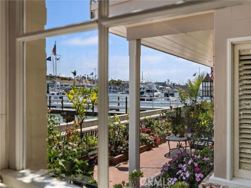 117 E Bay Front  , Newport Beach, CA