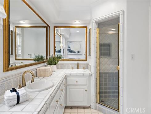 117 E Bay Front  , Newport Beach, CA