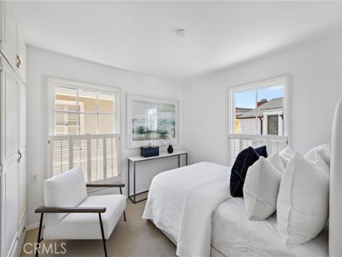 117 E Bay Front  , Newport Beach, CA