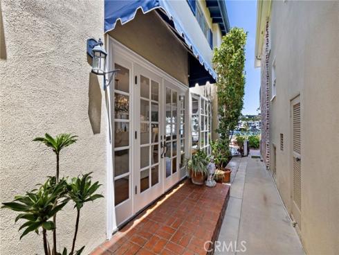 117 E Bay Front  , Newport Beach, CA