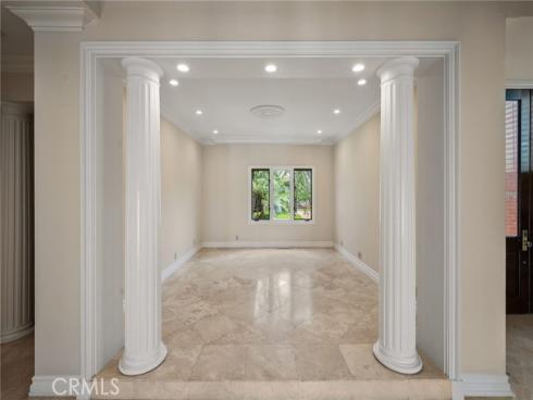 73  Linda  , Newport Beach, CA