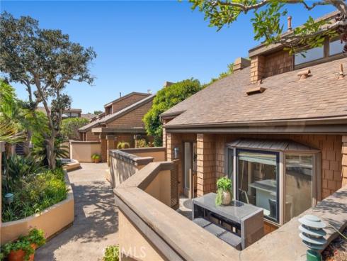 49  Canyon Island   Drive, Newport Beach, CA