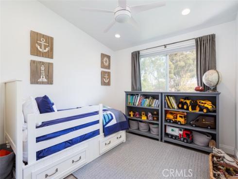 2452 Vista Hogar , Newport Beach, CA