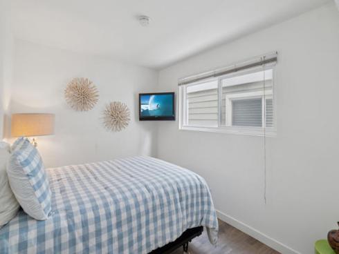 204  David   Drive, Newport Beach, CA