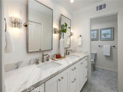 1516 E Oceanfront  , Newport Beach, CA