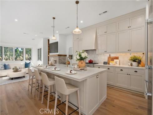 337  Holmwood   Drive, Newport Beach, CA