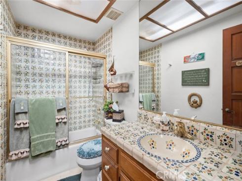 115 N Bay Front  , Newport Beach, CA