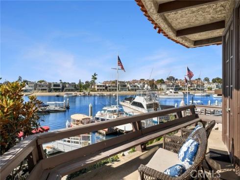 115 N Bay Front  , Newport Beach, CA