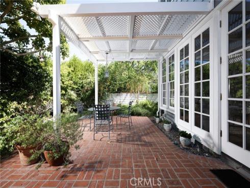 81 Hillsdale Drive, Newport Beach, CA