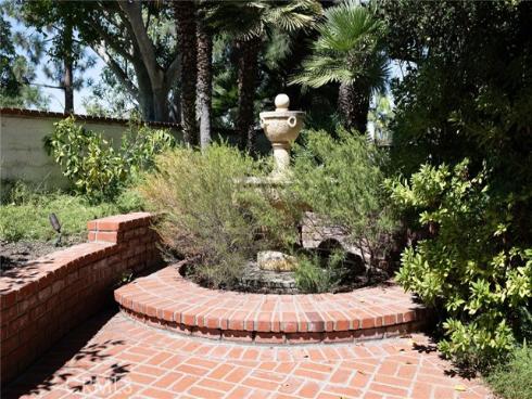 81  Hillsdale   Drive, Newport Beach, CA