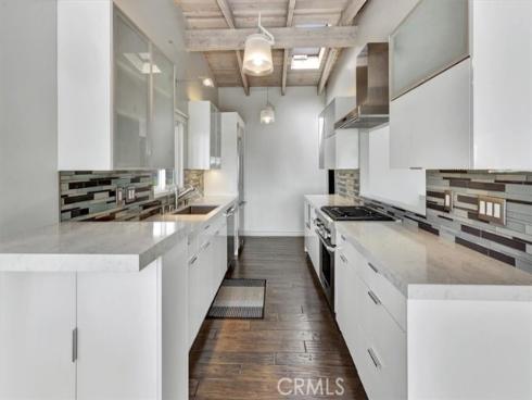 2000  Vista Cajon  , Newport Beach, CA