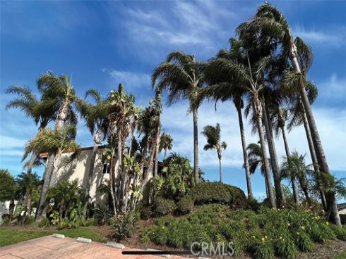 2000  Vista Cajon  , Newport Beach, CA