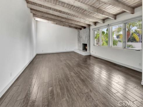 2000  Vista Cajon  , Newport Beach, CA