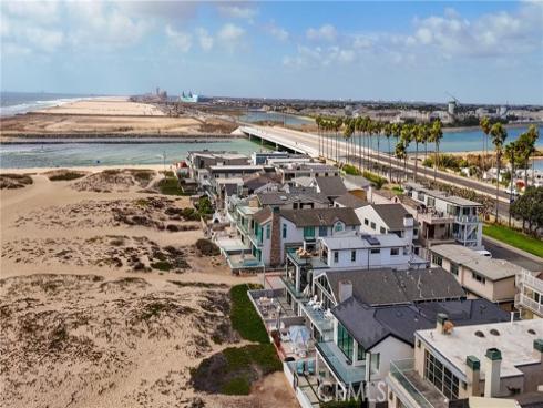7210  W. Oceanfront  , Newport Beach, CA