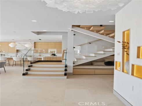 706 W Oceanfront  , Newport Beach, CA