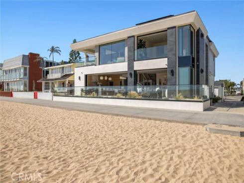706 W Oceanfront  , Newport Beach, CA