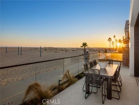 706 W Oceanfront  , Newport Beach, CA