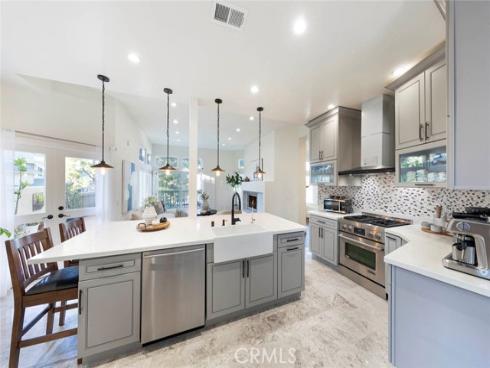 16  Lucerne  , Newport Beach, CA