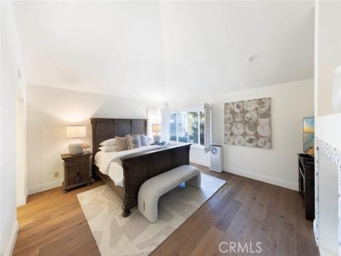 16  Lucerne  , Newport Beach, CA