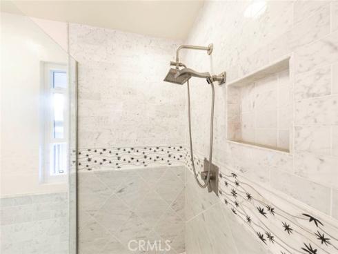 16  Lucerne  , Newport Beach, CA